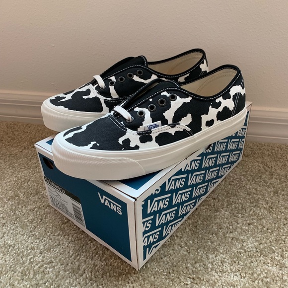 *SOLD* Vans Vault Suede Canvas Authentic Sneaker - Picture 2 of 8